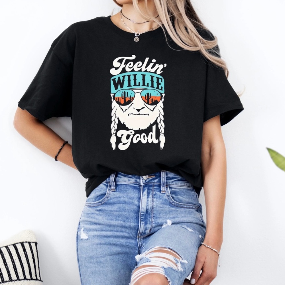 Price Firm. NWOT Willie Nelson Feelin Willie Good Graphic Tee, Size Small
